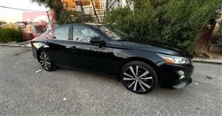 نيسان ألتيما